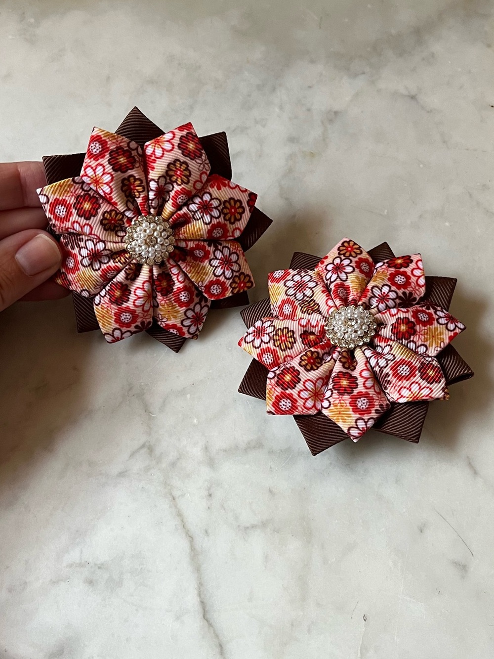 Flower Hair Clips - NWOT